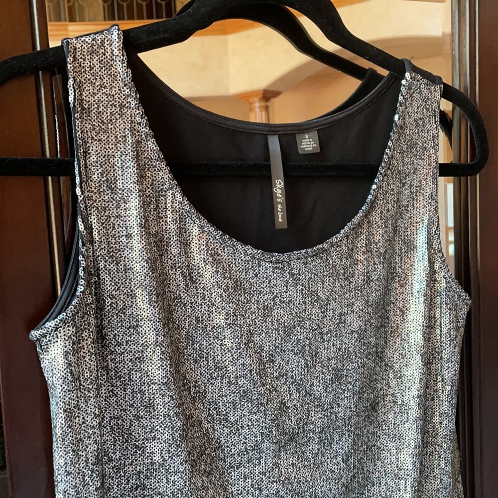 Skye’s the Limit shimmering top with comfort